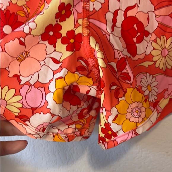 NWT Avia orange and Pink Floral Shorts medium - Picture 5 of 6